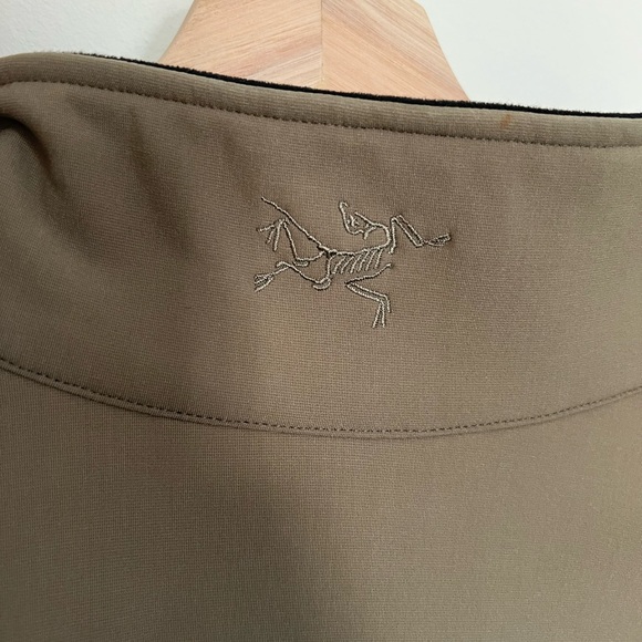Arc’teryx LEAF Jacket - Picture 5 of 7